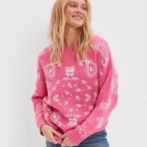 American Eagle Outfitters Pink Bandana Pattern Sweater Size Medium